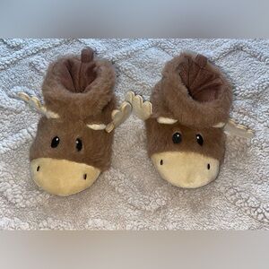 Unisex 6-9M Baby Holiday Slippers - Brown & Tan Reindeer Slip On Fuzzy Shoes